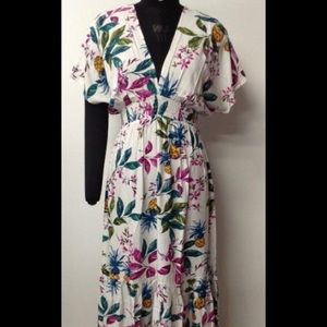 NWT printed Dress 🔥🔥🔥